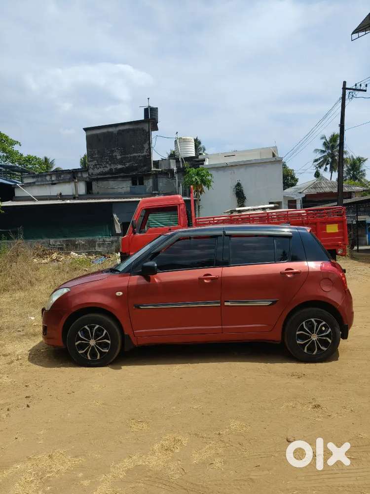 Maruti Suzuki New-gen Swift 2010 Petrol 100000 Km Driven