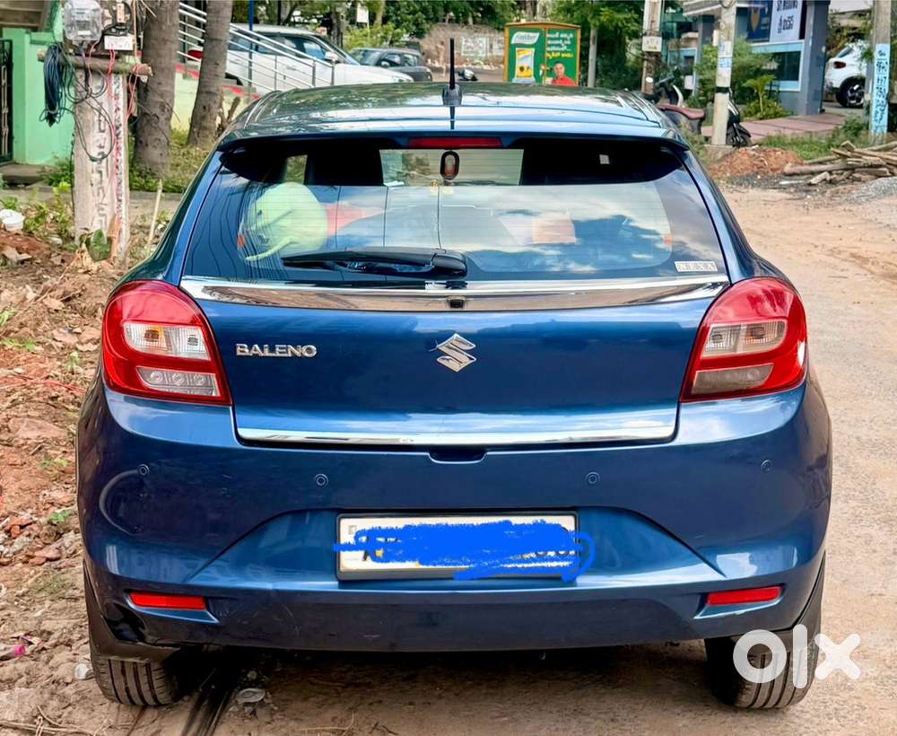 Maruti Suzuki Baleno 2017 Showroom Track