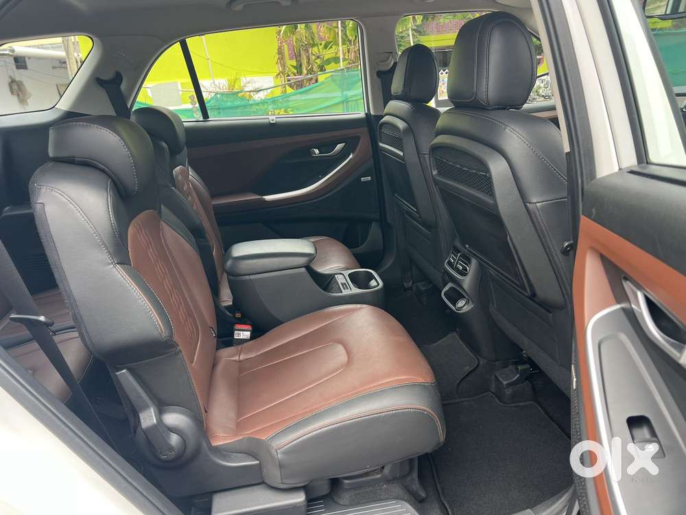 Hyundai Alcazar 2.0 Platinum (o) Petrol At 6 Str, 2022, Petrol