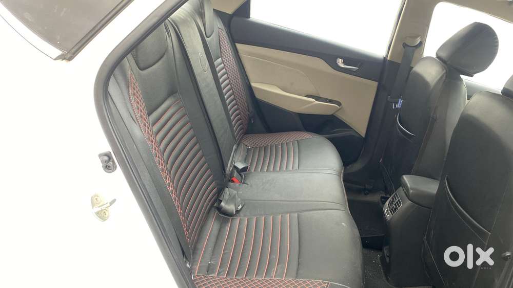 Hyundai Verna 1.6 Vtvt Sx, 2019, Petrol