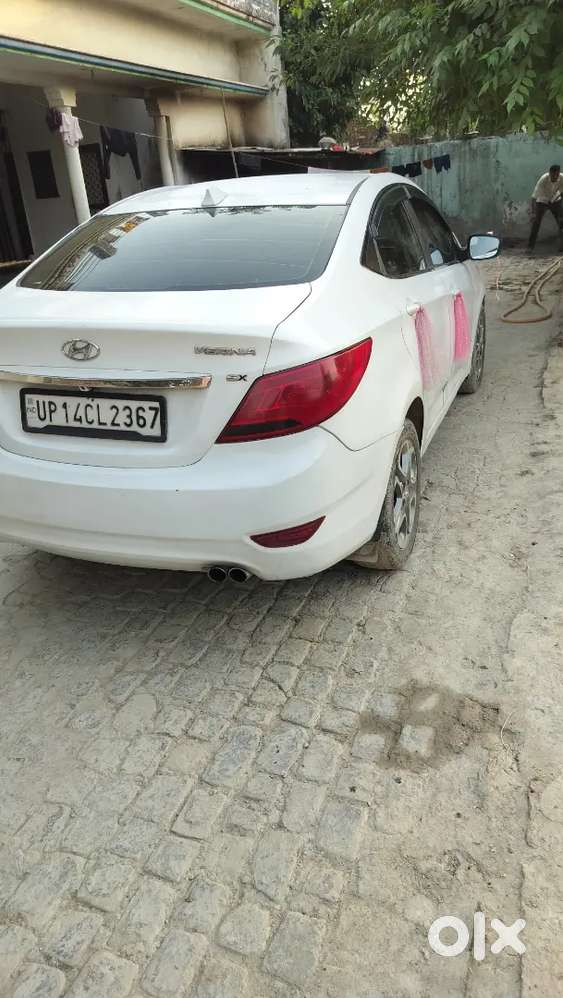 Hyundai Verna 2015 Diesel 150000 Km Driven