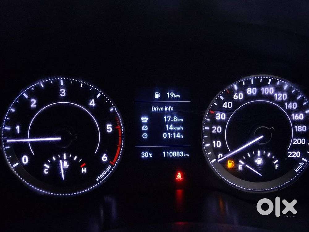 Hyundai Venue Sx Dual Tone Diesel, 2021, Diesel