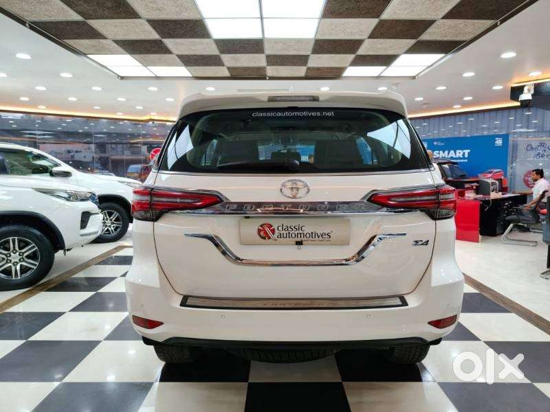 Toyota Fortuner 4x4 At 2.8 Diesel, 2022, Diesel