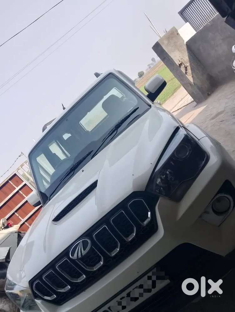 Mahindra Scorpio Classic 2015 Diesel 100000 Km Driven