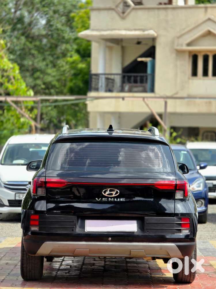 Hyundai Venue 1.2 S Plus, 2023, Cng & Hybrids