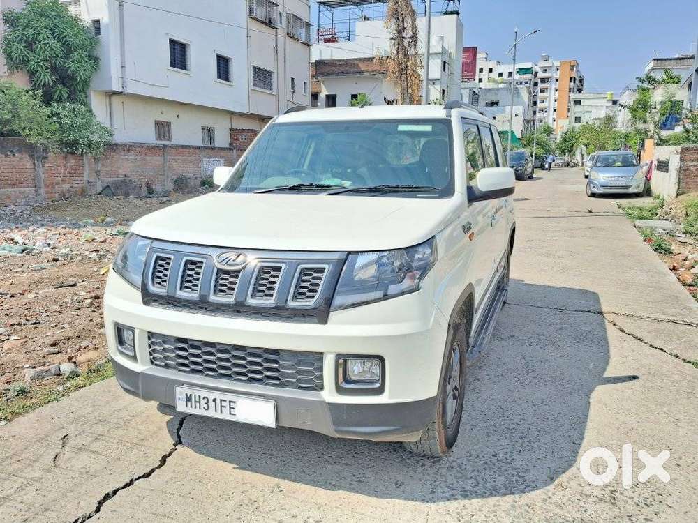 Mahindra Tuv 300 T10, 2019