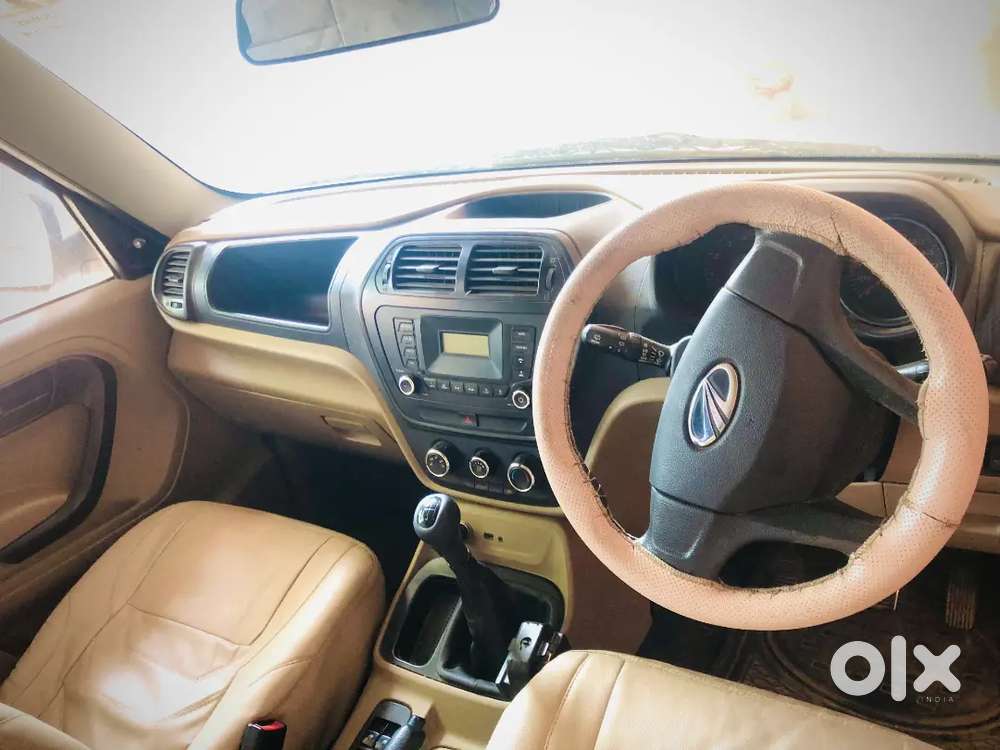 Mahindra Tuv 300 2016