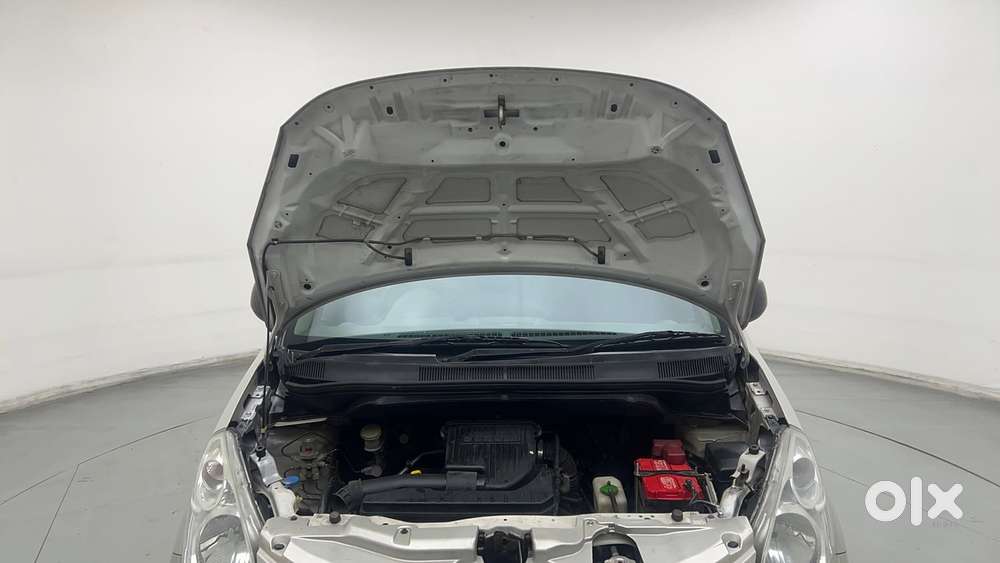 Maruti Suzuki Ritz Lxi, 2013, Petrol