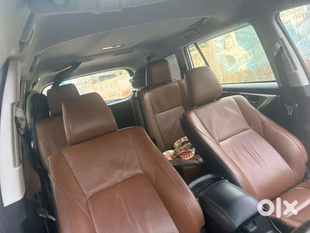Toyota Innova Crysta 2019