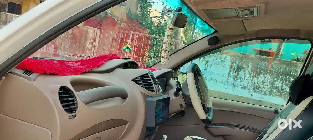 Mahindra Xylo D4 2014 Car
