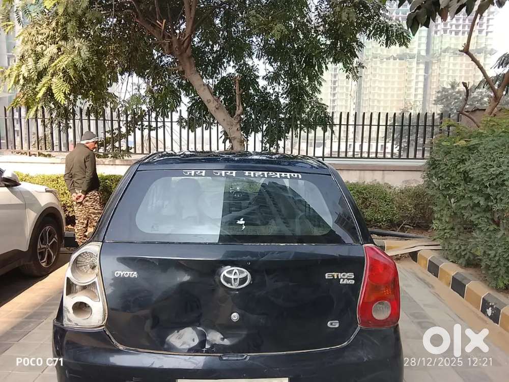 Toyota Etios Liva 2011 Petrol 130000 Km Driven