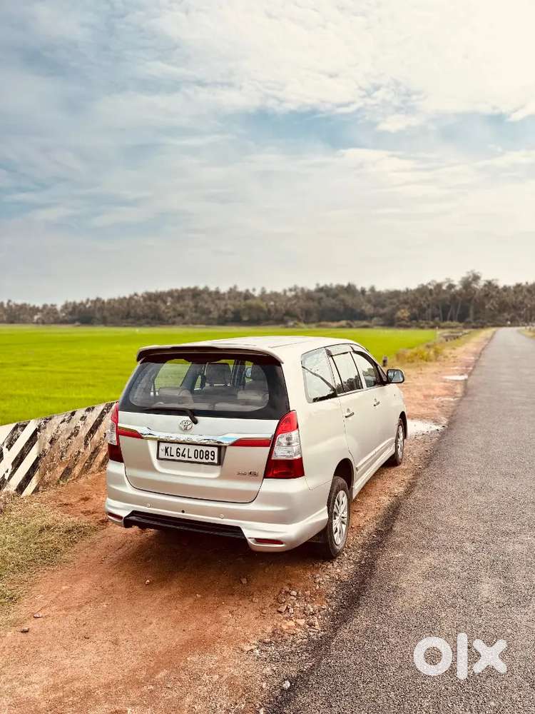 Toyota Innova 2015 Diesel 184000 Km Driven