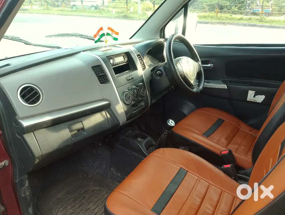 गुड कंडीशन न्यू ब्रांड टायर