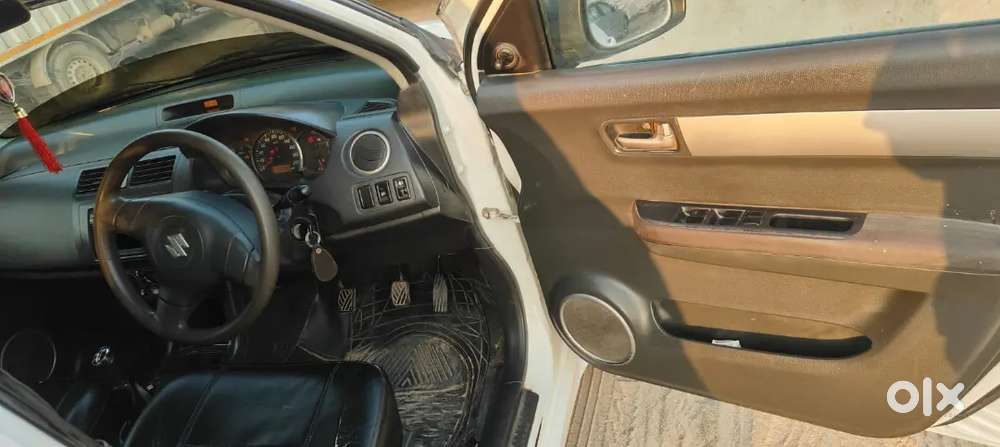 Maruti Suzuki Swift 2008 Diesel 180000 Km Driven
