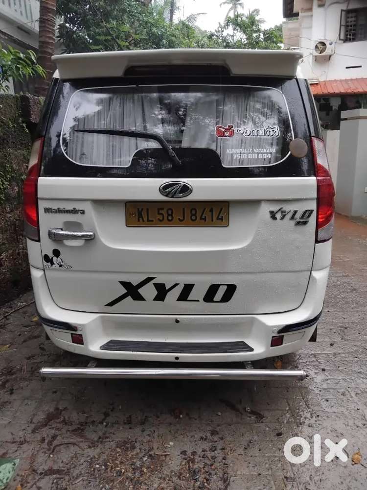 Mahindra Xylo 2013