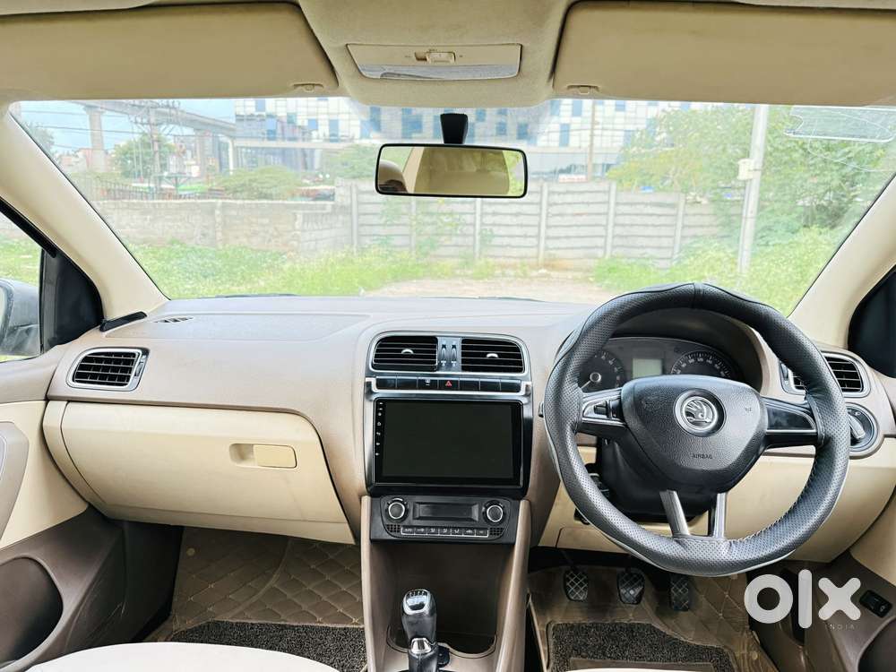 Skoda Rapid 1.6 Tdi Elegance, 2015, Diesel