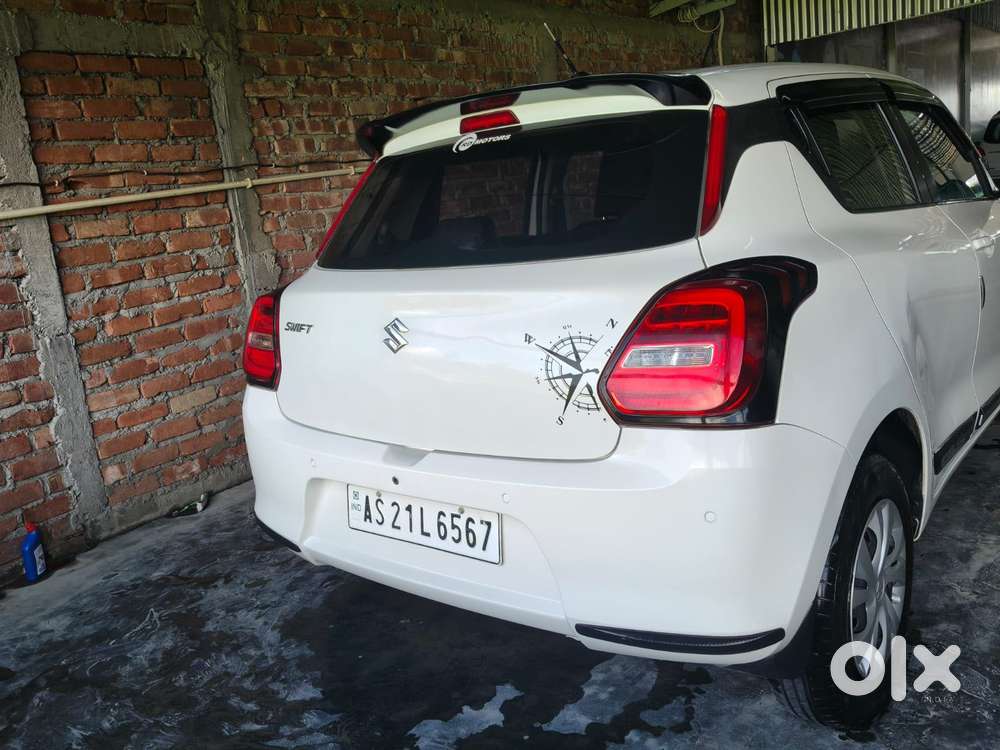 Maruti Suzuki Swift Vxi Abs Bsiv, 2022, Petrol