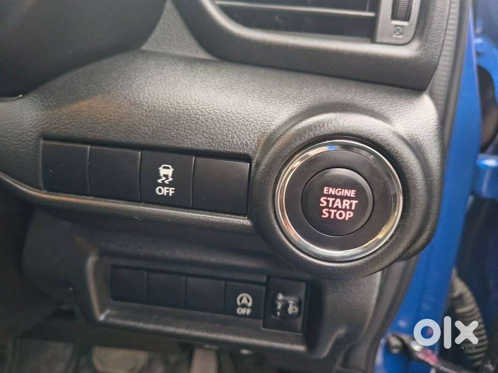 Maruti Suzuki Swift Zxi Plus Dual Tone, 2025, Petrol