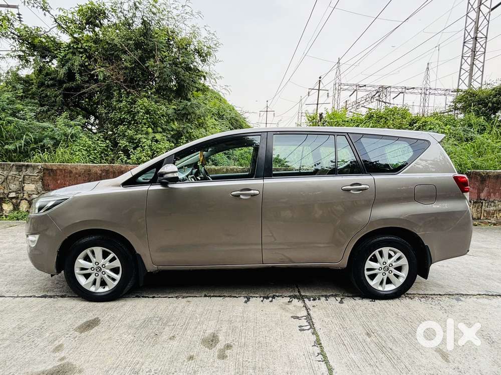 Toyota Innova Crysta 2.4 G Plus Mt, 2017, Diesel