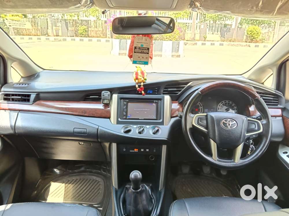 Toyota Innova Crysta 2.4 G Mt, 2016, Diesel