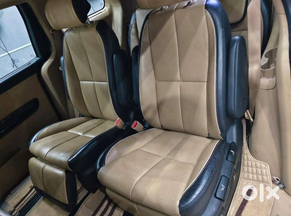 2021 model kia carnival limousine AT  1.04 lakh kilometres driven