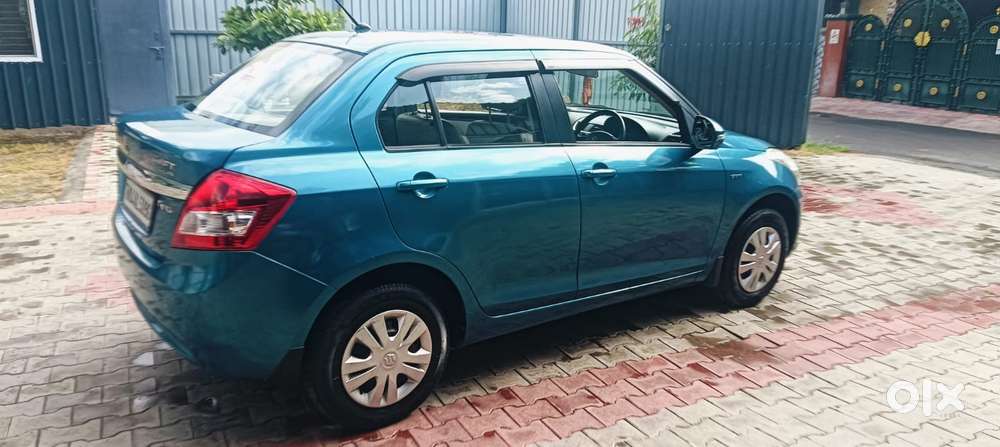 Maruti Suzuki Swift Dzire 1.2 Vxi Bsiv, 2013, Petrol
