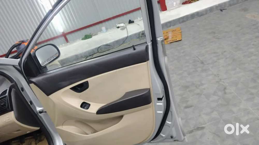 Hyundai Eon Plus 2013 Petrol Manual Need Money