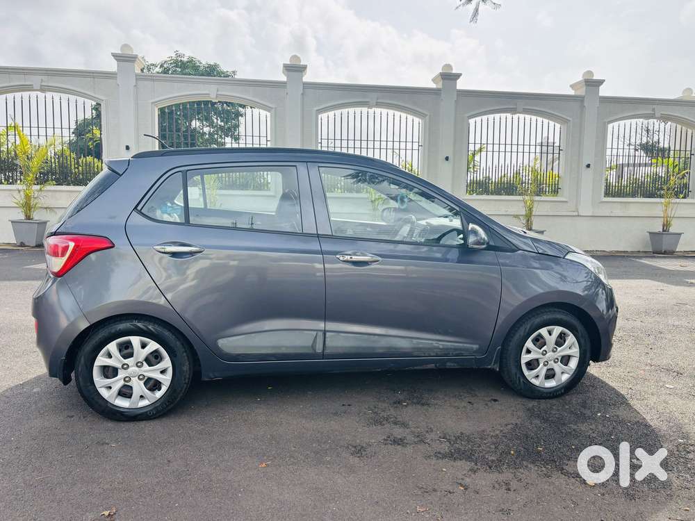 Hyundai Grand I10 Sportz, 2014, Petrol