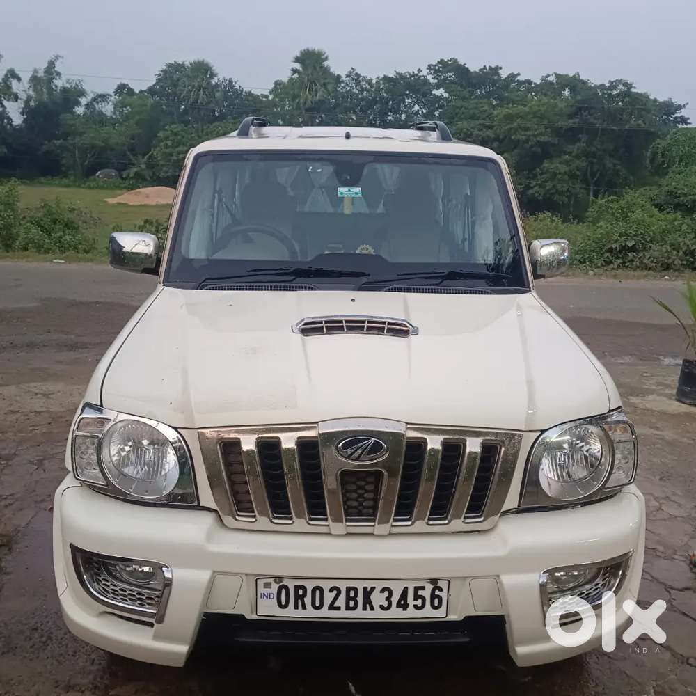Mahindra Scorpio Vlx 2011