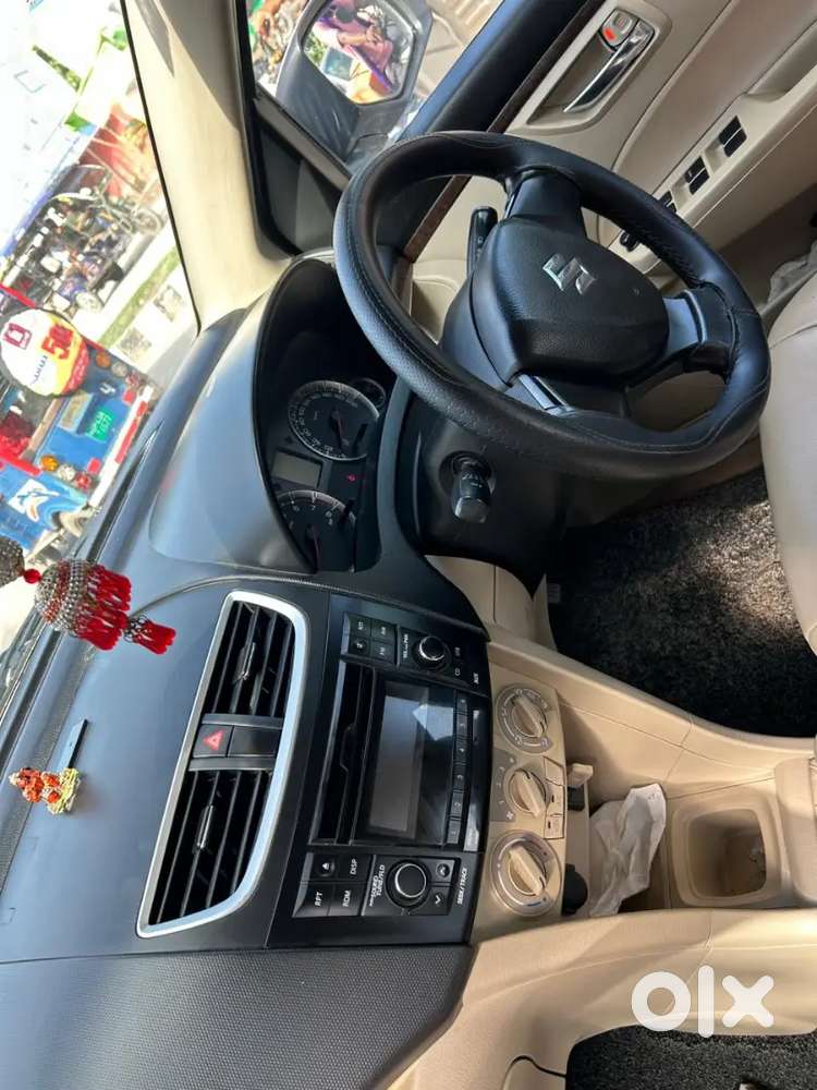 Maruti Suzuki Swift Dzire 2016 Petrol 85000 Km Driven