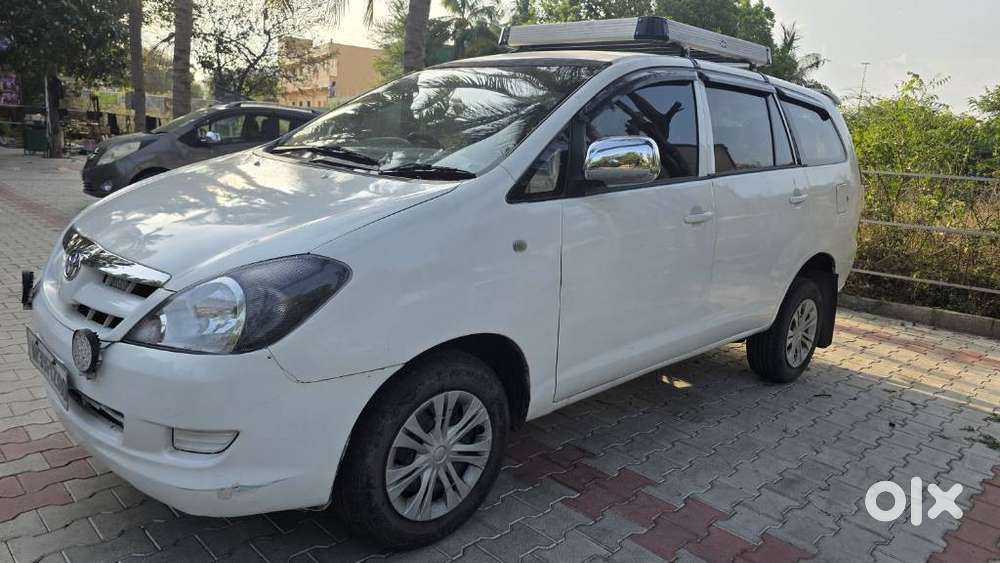 Toyota Innova 2009-2011 2.5 E 8 Str, 2007