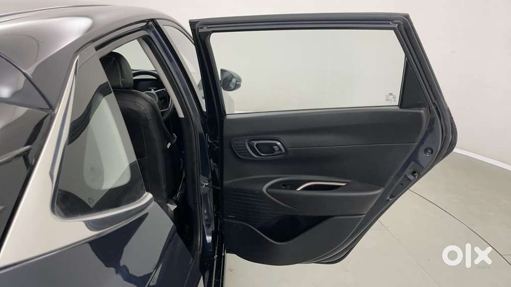 Hyundai I20 Asta 1.2 Ivt, 2022, Petrol