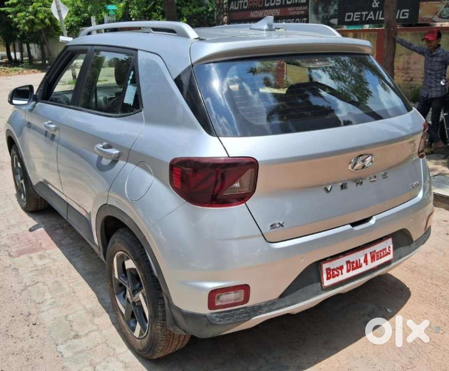 Hyundai Venue 1.0 Sx Turbo Imt Dual Tone Sport, 2019, Petrol