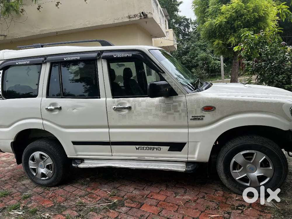 Mahindra Scorpio Diesel December 2013