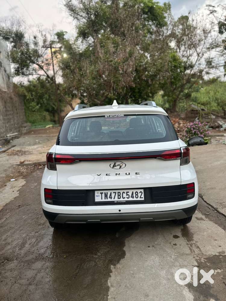 Hyundai Venue 2024 Petrol Good Condition
