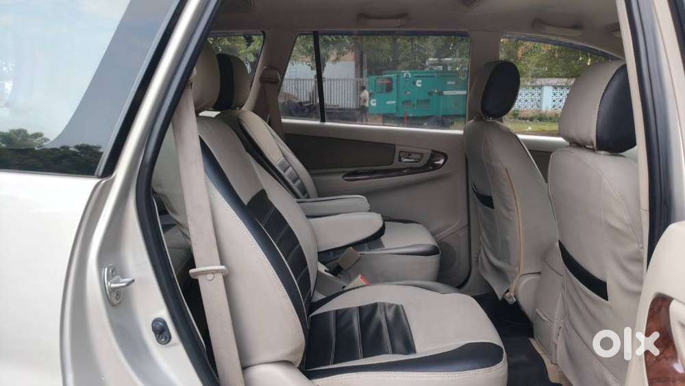 Toyota Innova 2.5 V 7 Str, 2012, Diesel