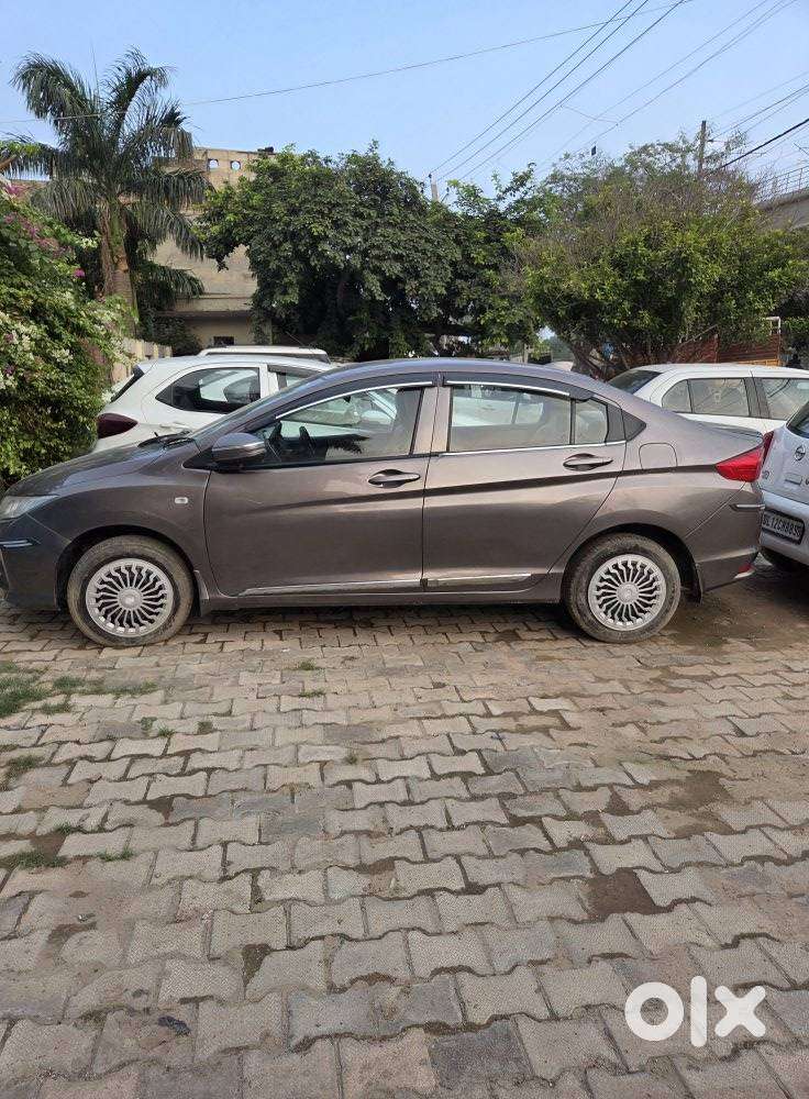 Honda City Sv Mt Edge Edition, 2016, Petrol