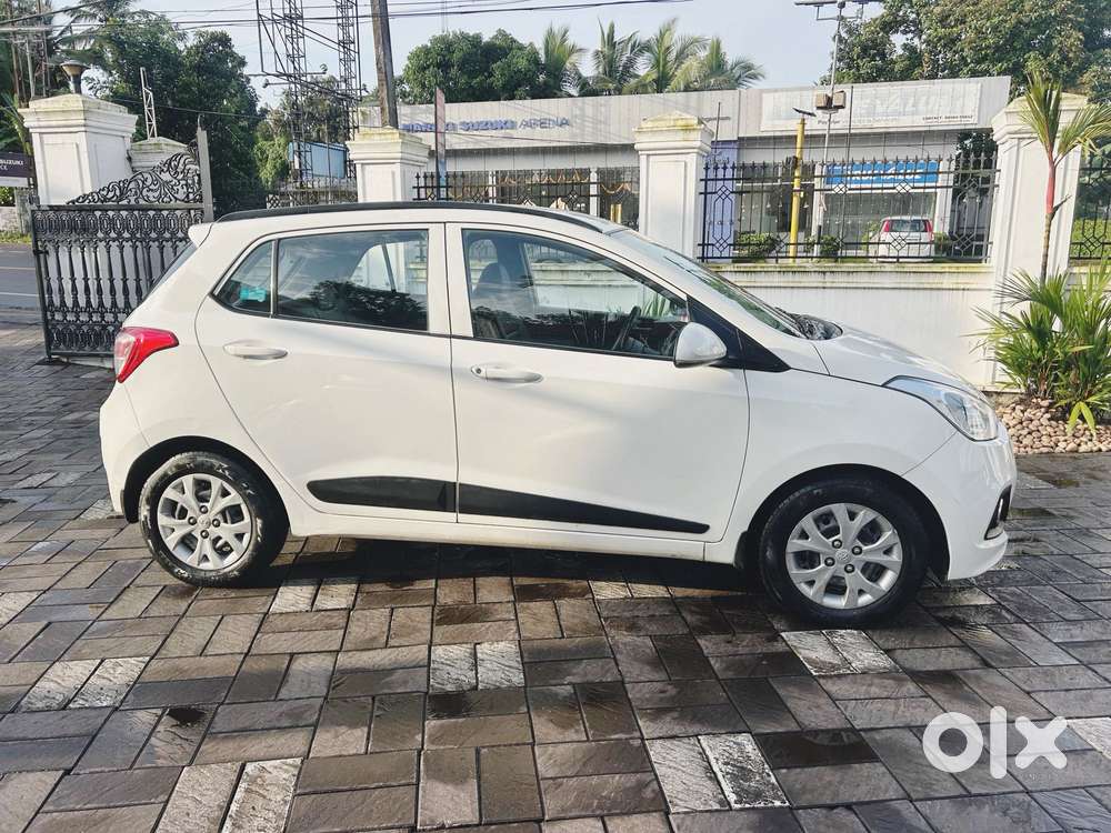 Hyundai Grand I10 1.2 Kappa Sportz (o), 2016, Petrol