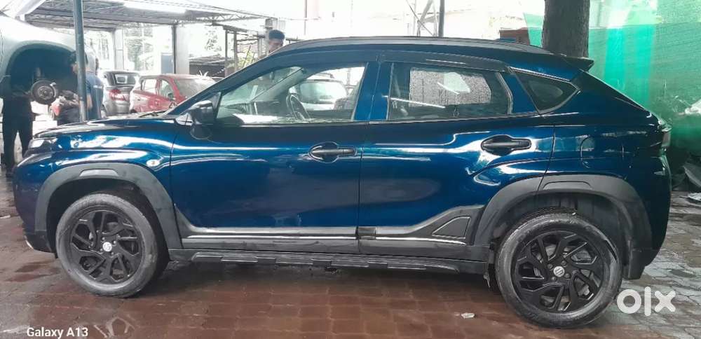 Maruti Suzuki Fronx Sigma 1.2l Mt, 2023, Petrol