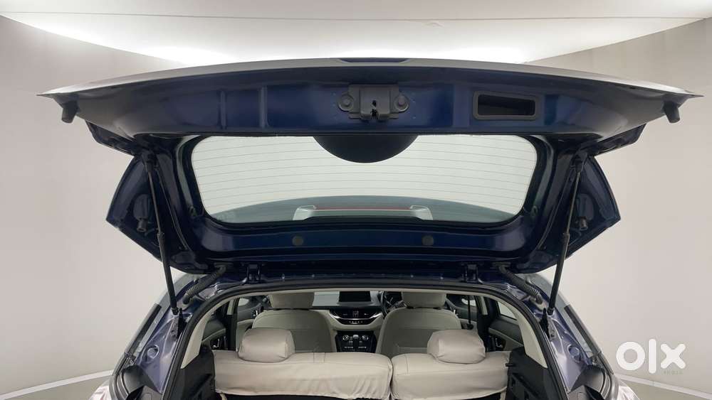 Tata Nexon 1.2 Revotron Xz Plus Premium Dual Tone, 2022, Petrol