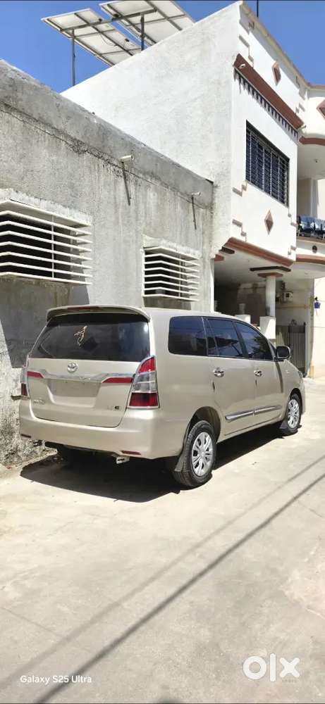 Toyota Innova 2013
