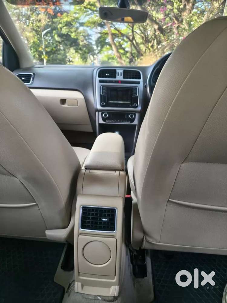 Volkswagen Vento 1.2 Tsi Highline At, 2016, Petrol