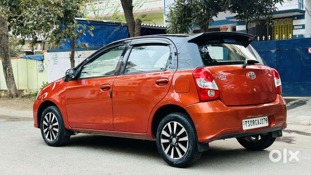 Toyota Etios Liva Vd Dual Tone, 2018, Diesel