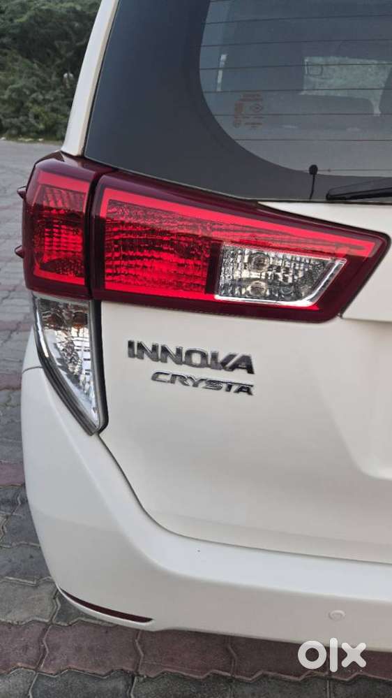 Toyota Innova Crysta 2.8 Gx Automatic 7 Str, 2017, Diesel