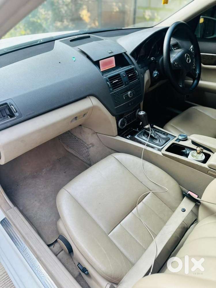 Mercedes-benz C-class 2010 Petrol Well Maintained
