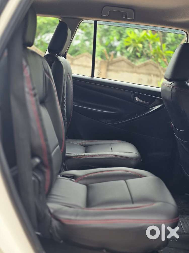 Toyota Innova Crysta 2.4 G Mt, 2017, Diesel