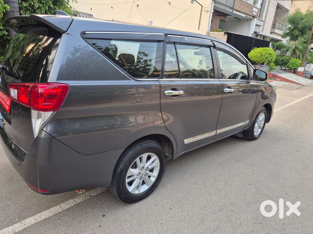 Toyota Innova Crysta [2020-ongoing] 2.4 Gx 8 Str, 2020, Diesel