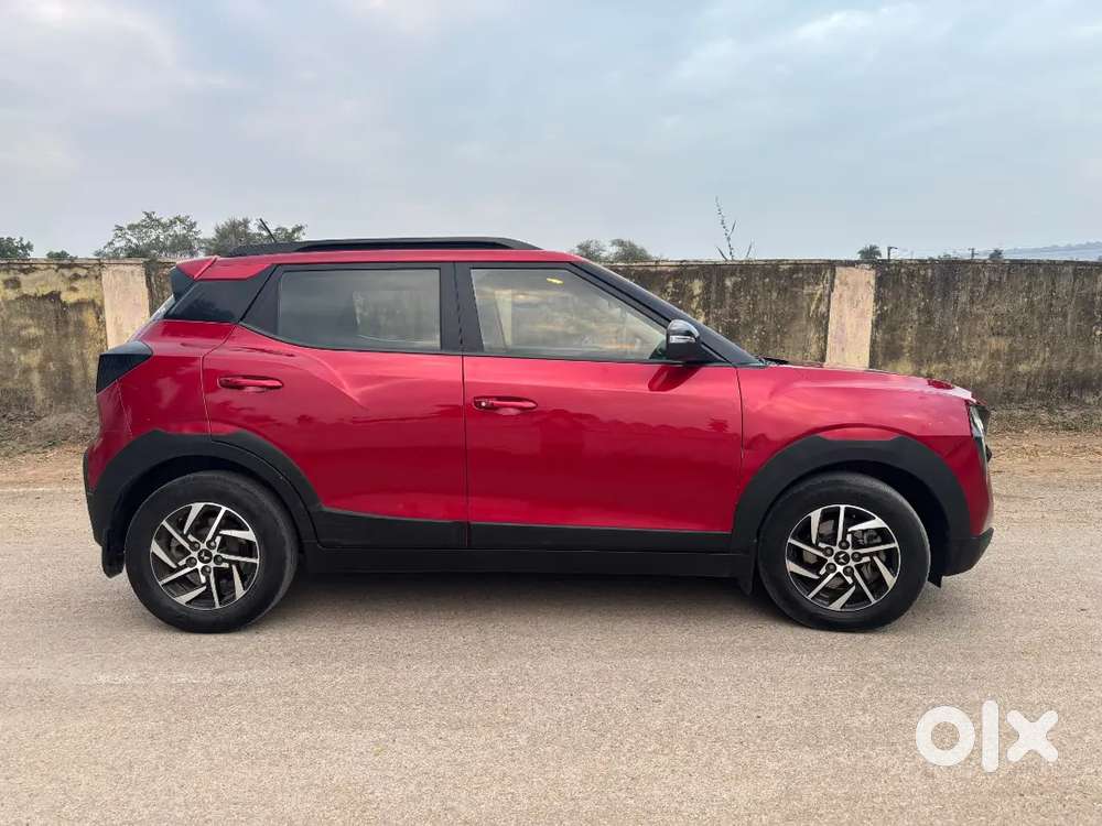 Mahindra Xuv 3xo Mx3 2024