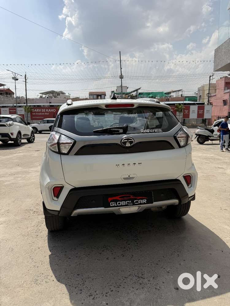 Tata Nexon 1.2 Revotron Xz Plus, 2022, Petrol