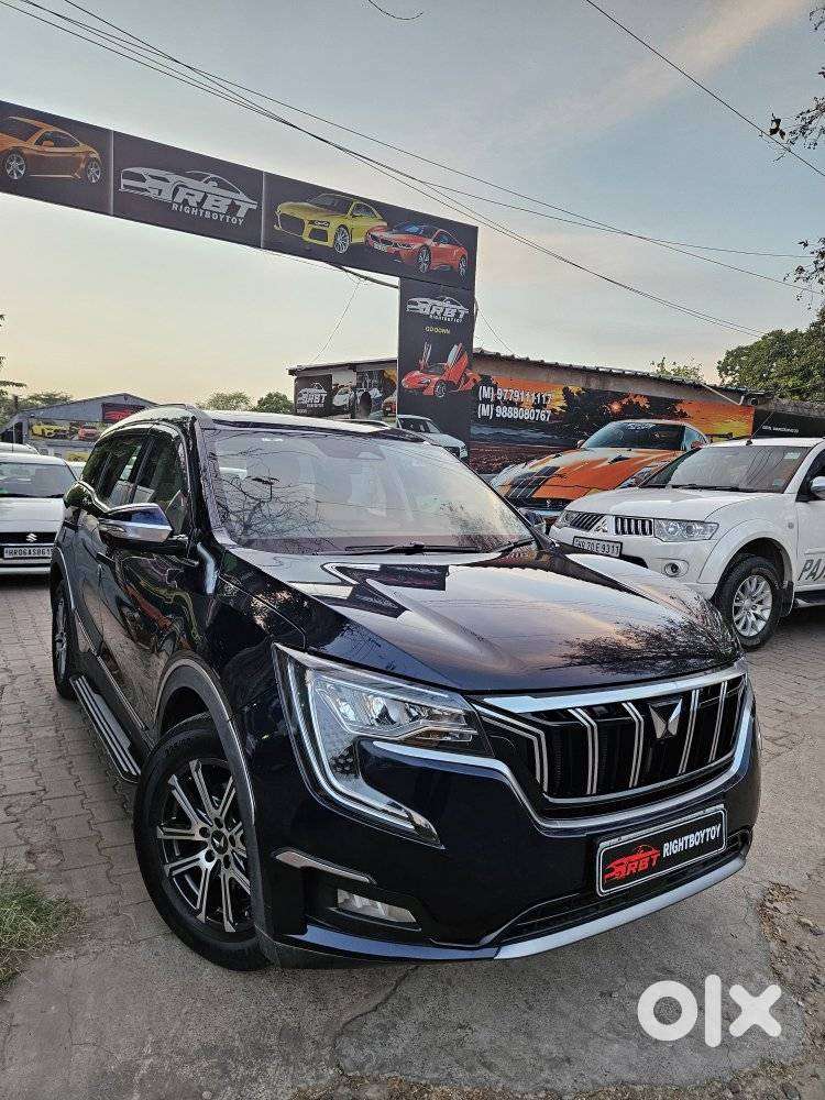 Mahindra Xuv700 2.0 Ax 7 Petrol At Luxury Pack Str, 2023, Petrol